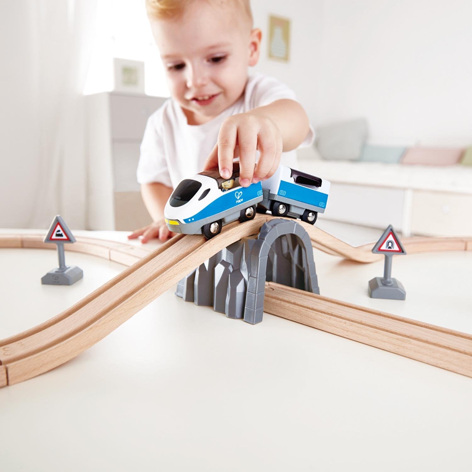 Juego vias de tren en ocho